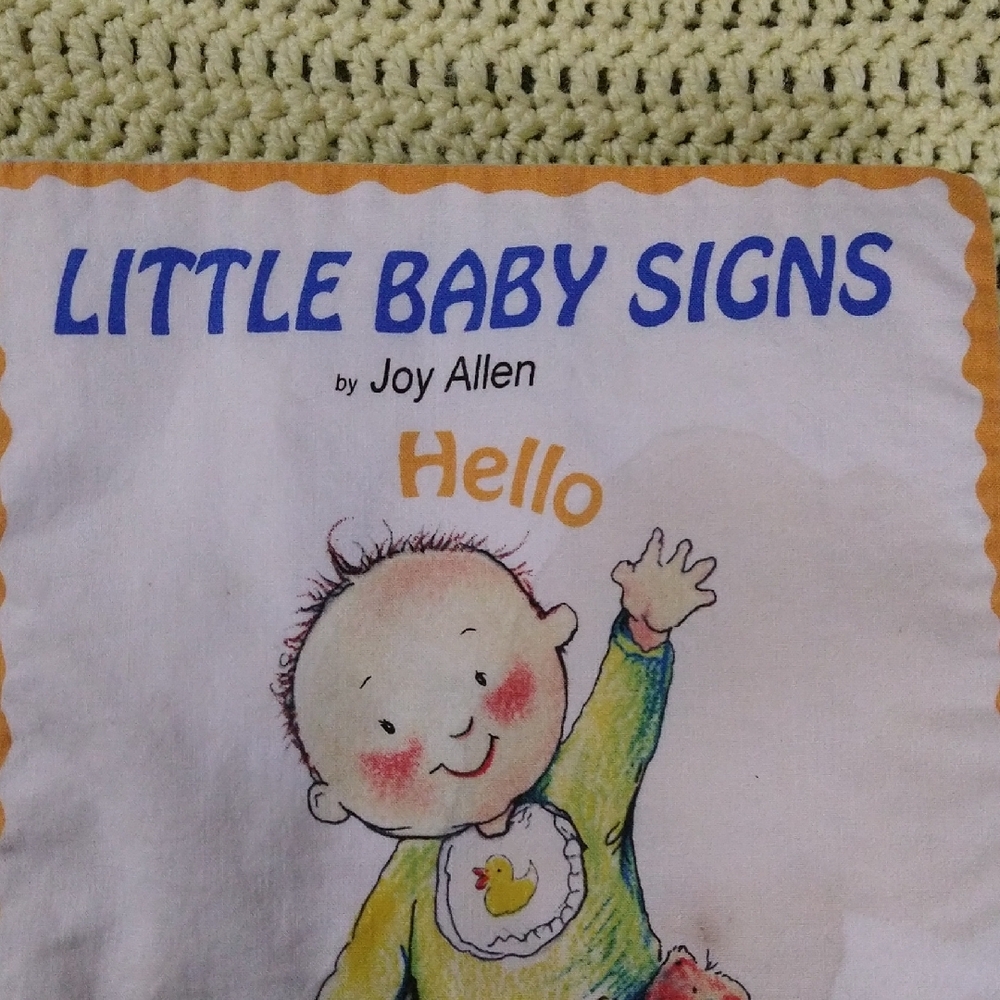 Little Baby Sign Language Cloth Book, Teether & Rattle - Picture 6 of 12